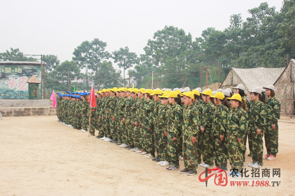 ʿ��ͻ�����҂���Ŭ��